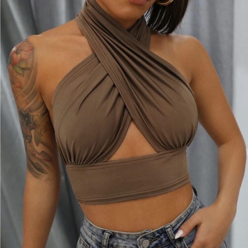 SHEIN Halter Crisscross Top🤎